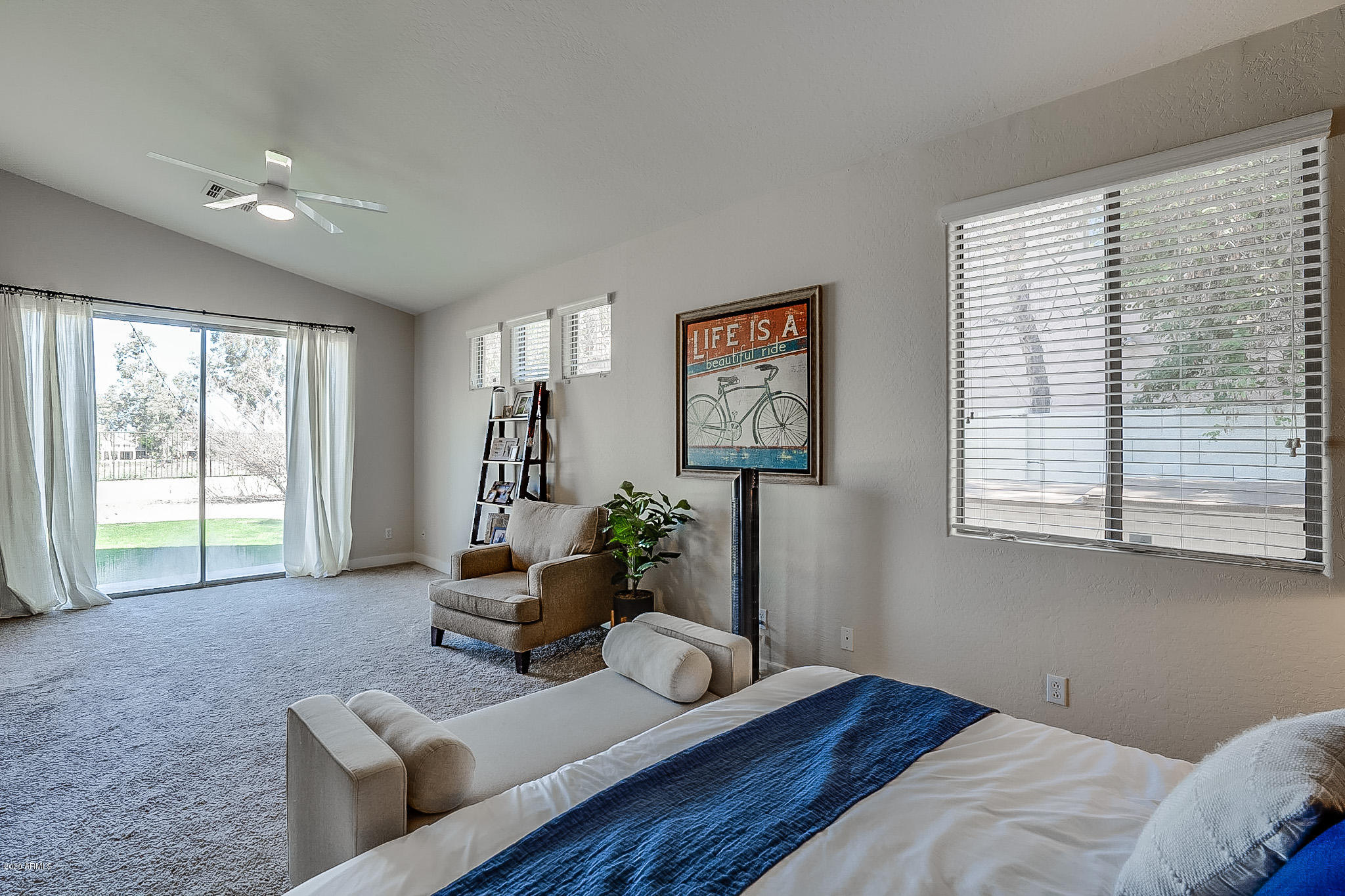2520 East Fremont Road Phoenix, AZ 85042 - Photo 35 of 62 a living room with furniture and a window