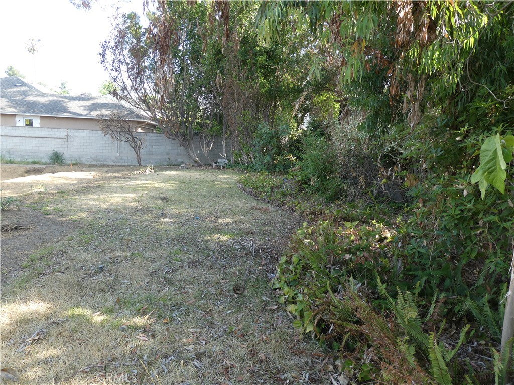 1532 Meadowbrook Road Altadena, CA 91001 - Photo 14 of 18 a view of a house with a yard