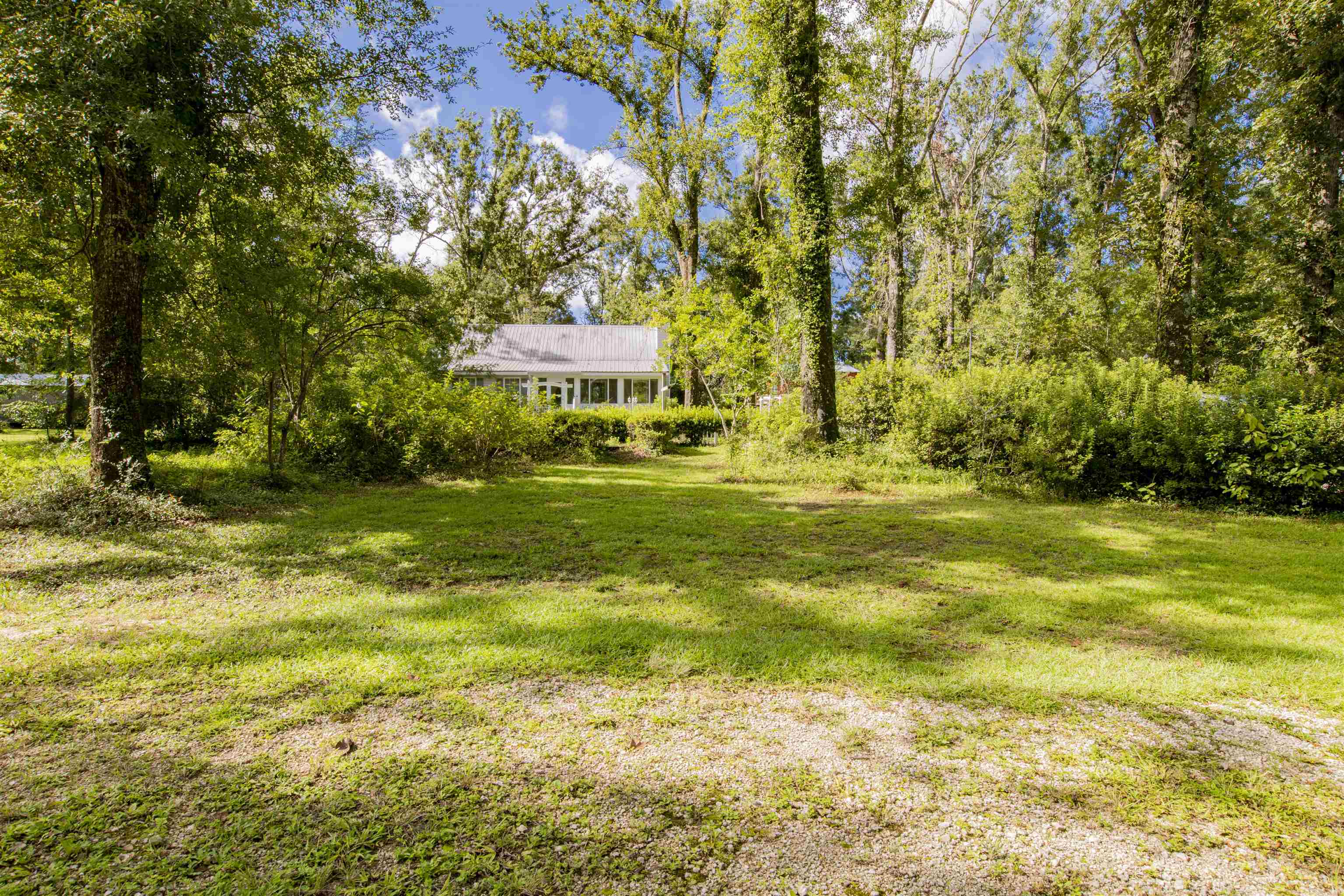 21390 Oak Ridge Drive Robertsdale, AL 36567 - Photo 2 of 44