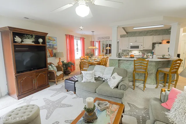 $199,500 | 330 South Middleton Drive Northwest, Unit 1009, Calabash, NC 28467