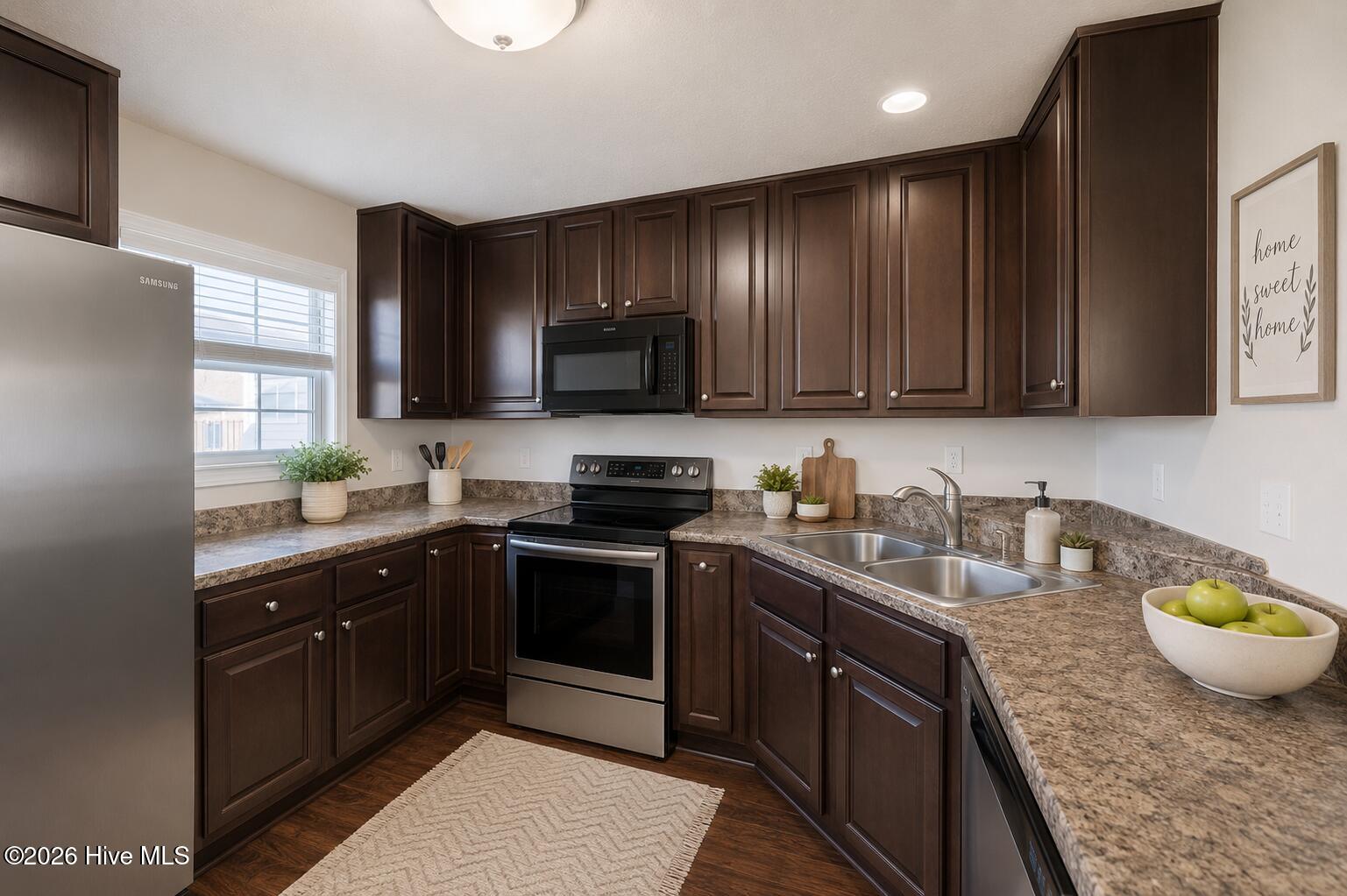 355 Rose Bud Lane Holly Ridge, NC 28445 - Photo 4 of 12 Kitchen