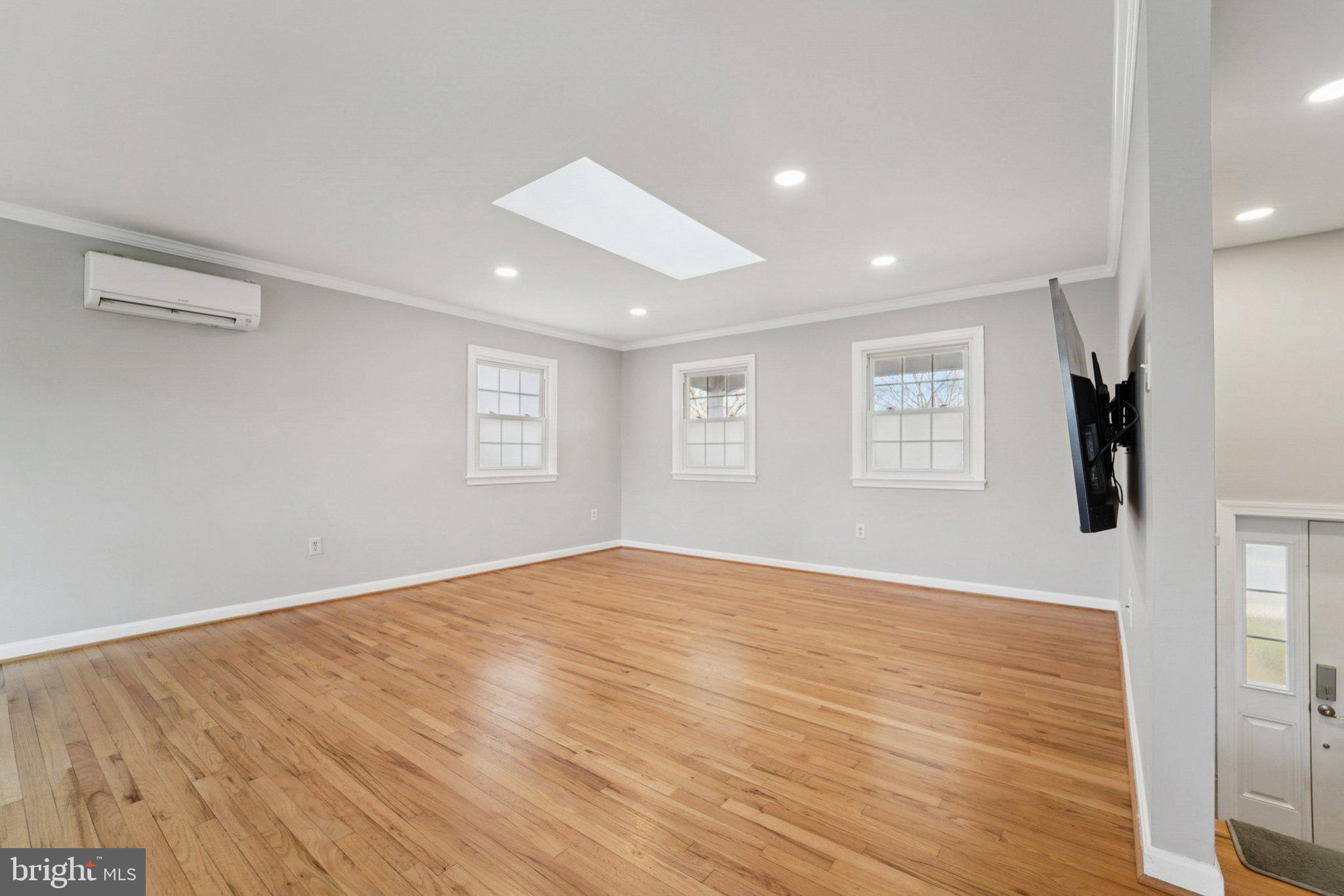 5 North Jefferson Street Frederick, MD 21701 - Photo 9 of 50 Bright and airy open space with hardwood floors.