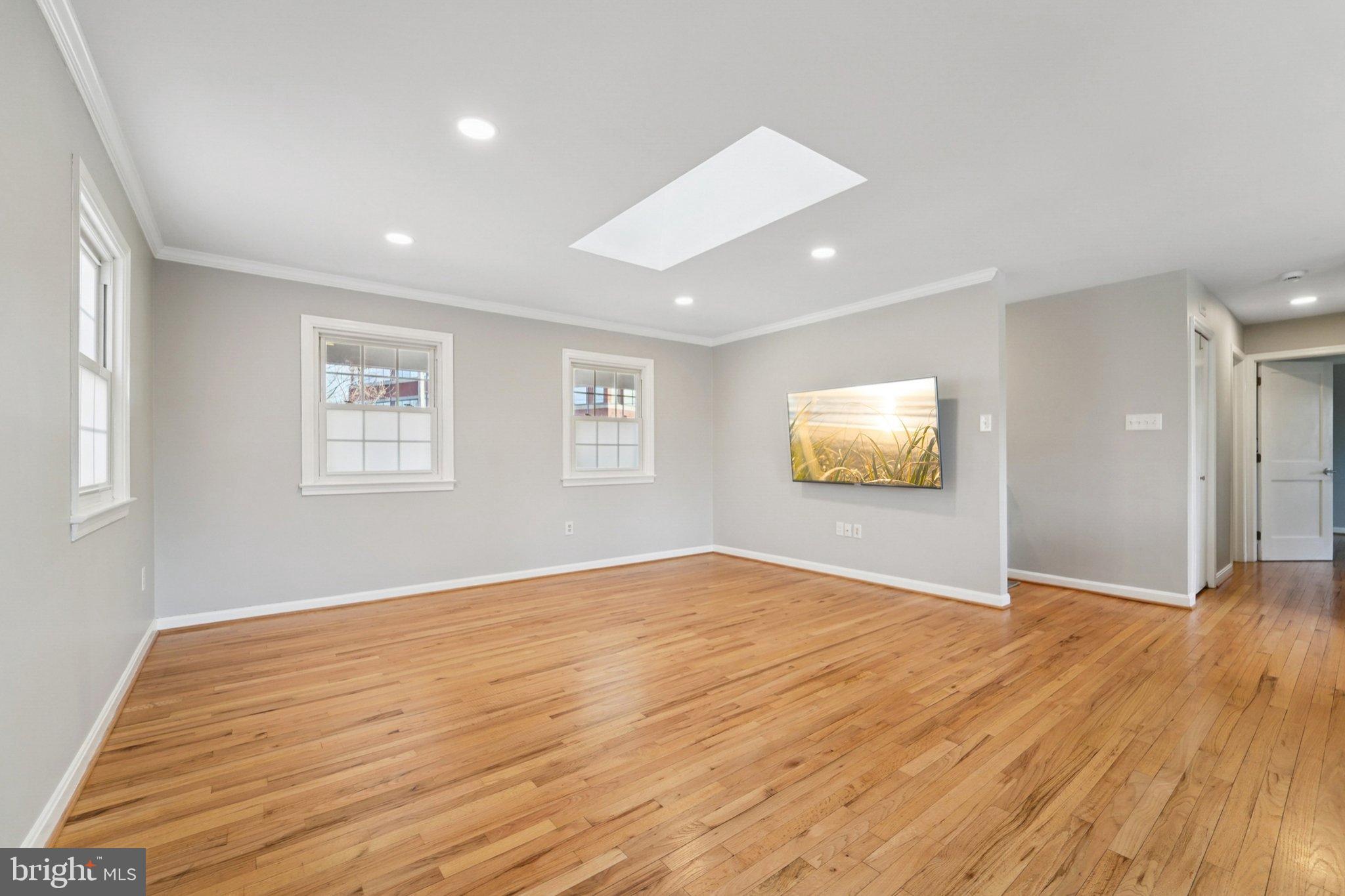 5 North Jefferson Street Frederick, MD 21701 - Photo 10 of 50 Bright and airy open space with natural light.