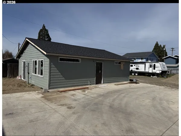 $350,000 | 550 19th Street, Springfield, OR 97477