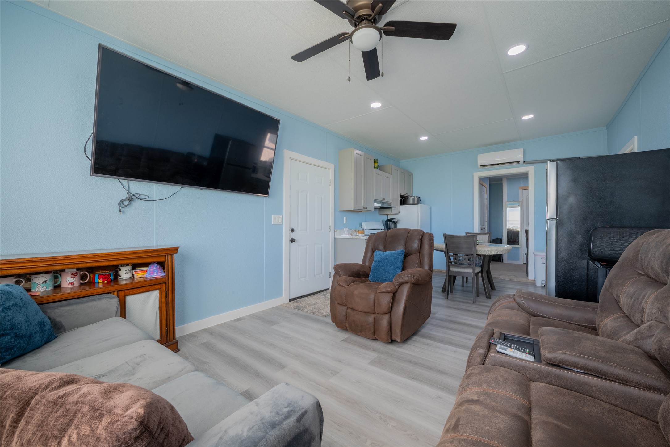 1015 FM 960 Road El Campo, TX 77437 - Photo 5 of 27