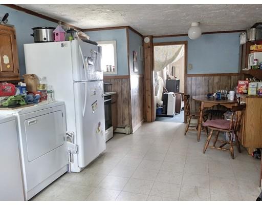202 Marion Road Wareham, MA 02571 - Photo 6 of 12 Gallery Image 6