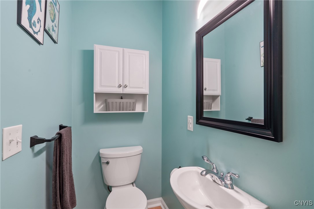 4016 Long Branch Road Salina, NY 13090 - Photo 5 of 29