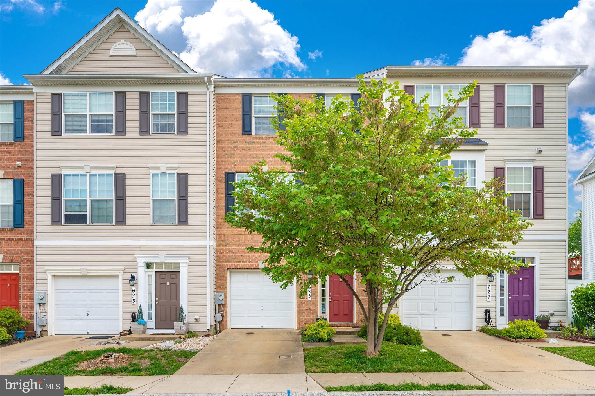 625 Cawley Drive Frederick, MD 21703 - Photo 2 of 36