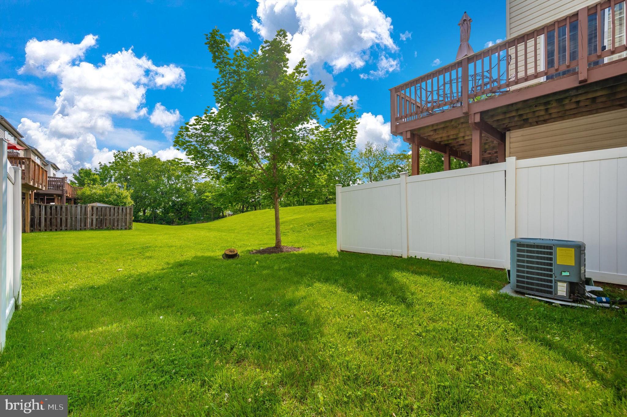 625 Cawley Drive Frederick, MD 21703 - Photo 5 of 36