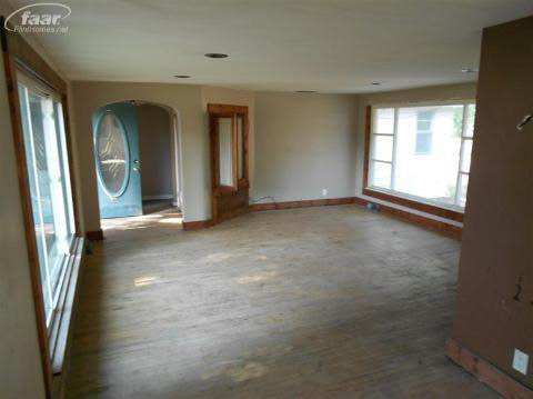 13506 North Clio Road Clio, MI 48420 - Photo 2 of 12 20125047-1.JPG