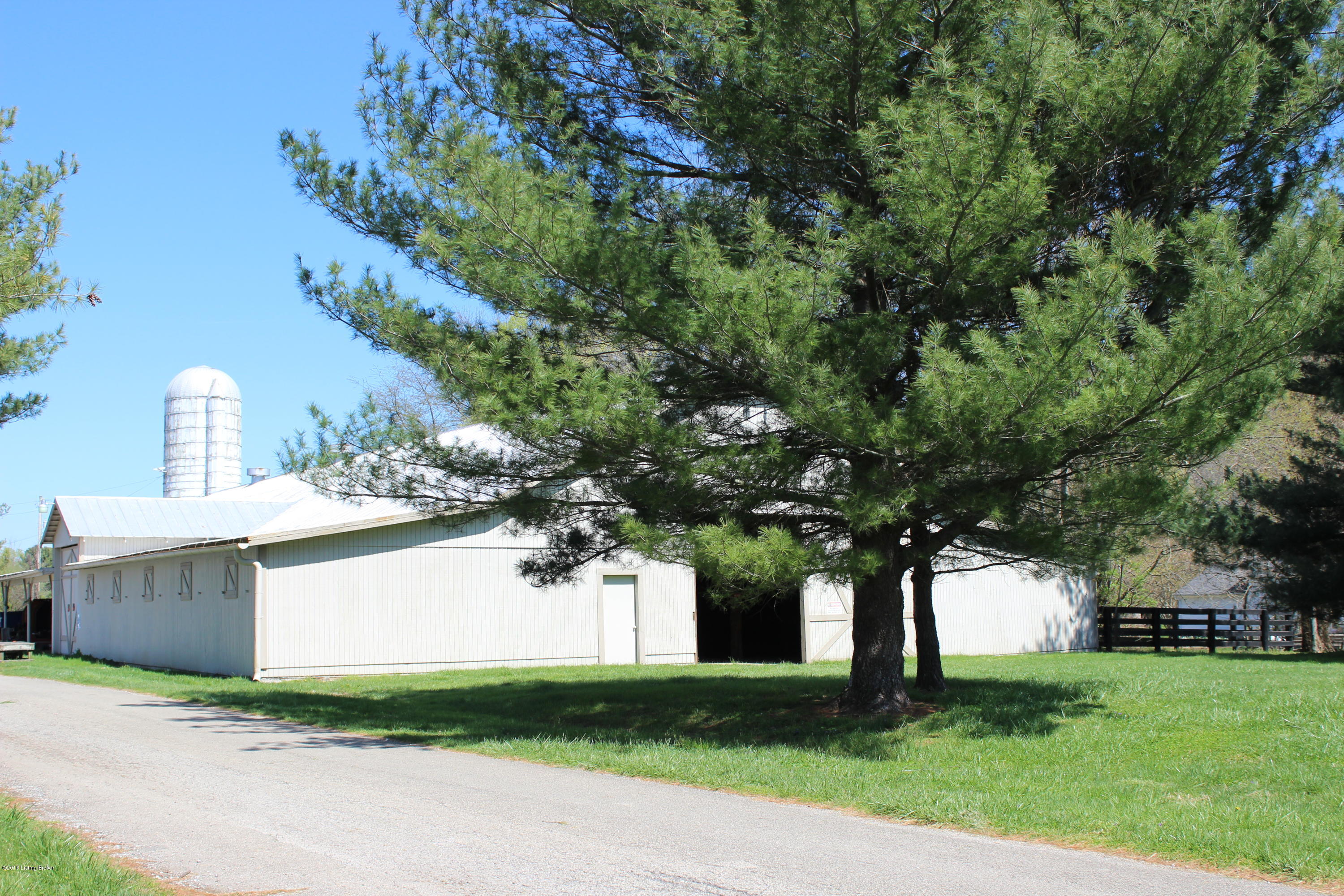 1910 Landing Road Prospect, KY 40059 - Photo 28 of 34 Horse stables in our neighborhood