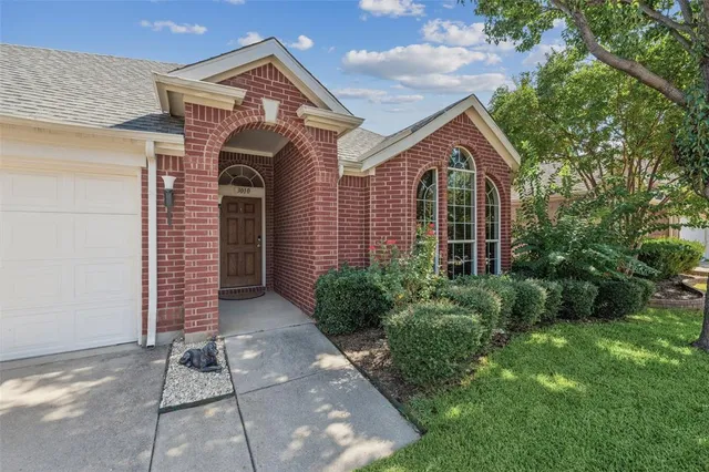 $485,000 | 3010 Honey Locust Drive, Euless, TX 76039