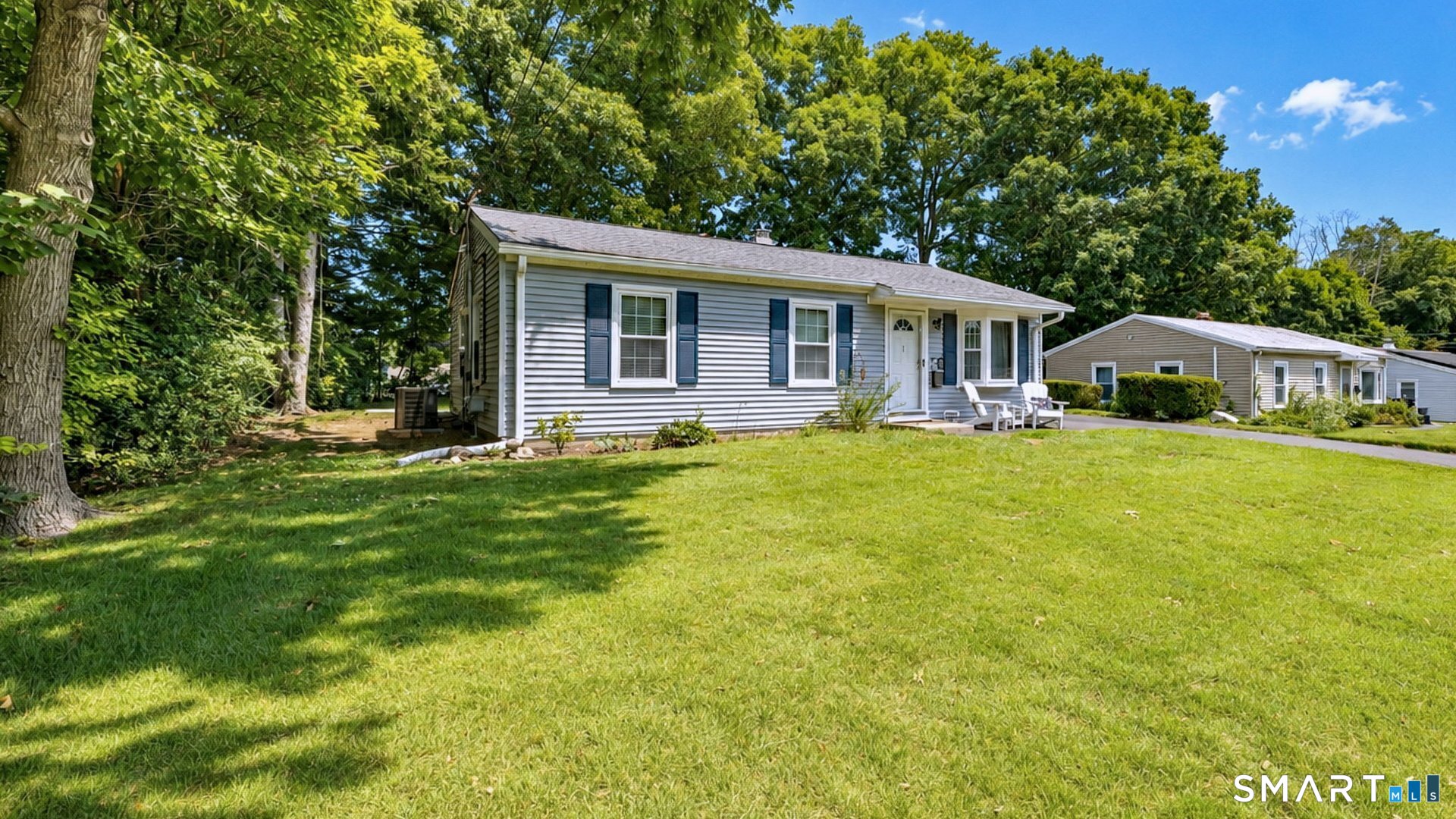 3 Fairview Street Ansonia, CT 06401 - Photo 4 of 36