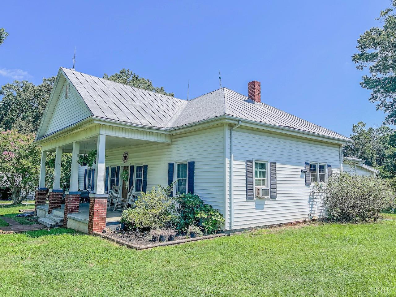 8772 Moneta Road Bedford, VA 24523 - Photo 28 of 30 Gallery Image 28