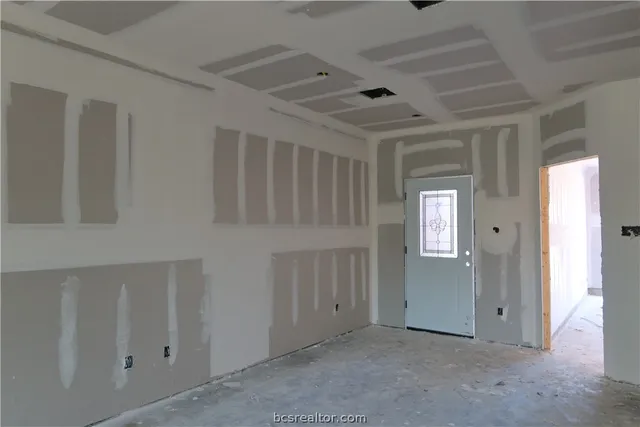 $2,400 | 2169 Big River Street, College Station, TX 77840