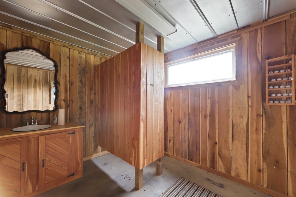 758 Sugar Flat Road Lebanon, TN 37087 - Photo 34 of 44 a view of a hallway with wooden floor and cabinet