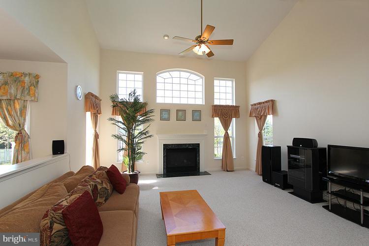 14304 Brass Wheel Road Boyds, MD 20841 - Photo 10 of 25 Family Room