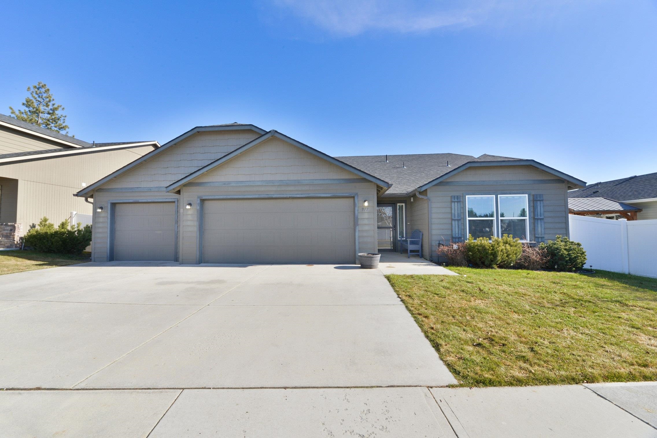 917 South Soda Road Spokane, WA 99224 - Photo 1 of 29