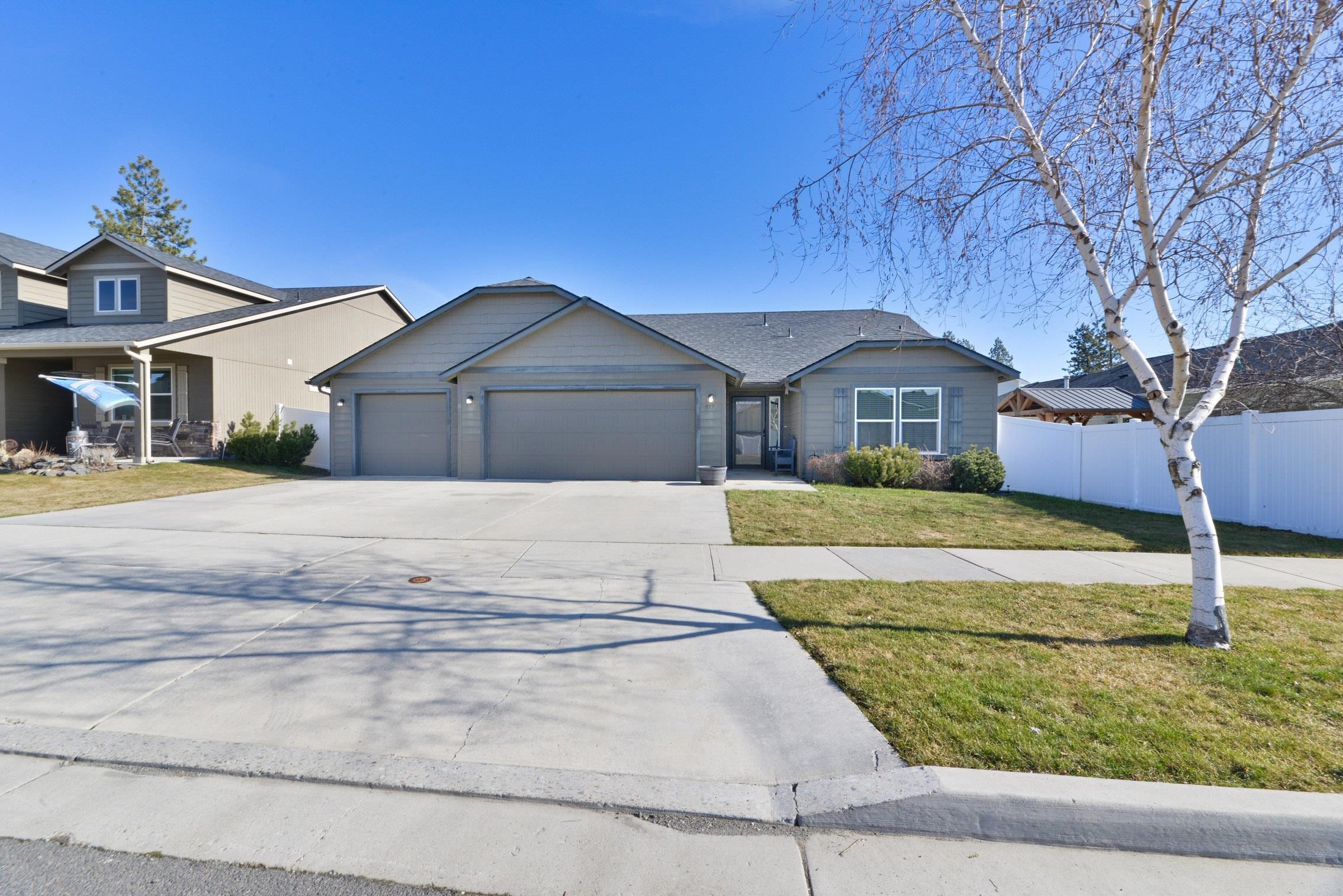 917 South Soda Road Spokane, WA 99224 - Photo 2 of 29