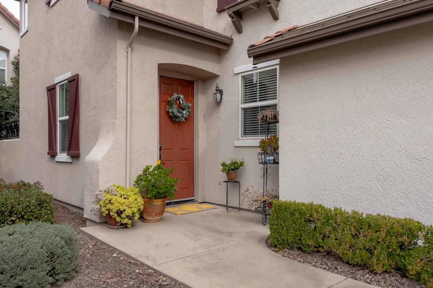 401 Picasso Way Folsom, CA 95630 - Photo 2 of 32 a front view of a house