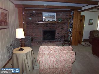 1 Ashlawn Road Malvern, PA 19355 - Photo 6 of 12 Family Room
