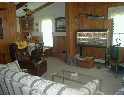 88 Mitchell Road West Middlesex, PA 16159 - Photo 8 of 15 Living Room.