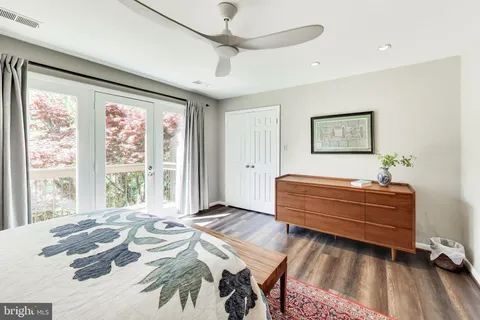 $1,400,000 | 3810 North Richmond Street, Arlington, VA 22207