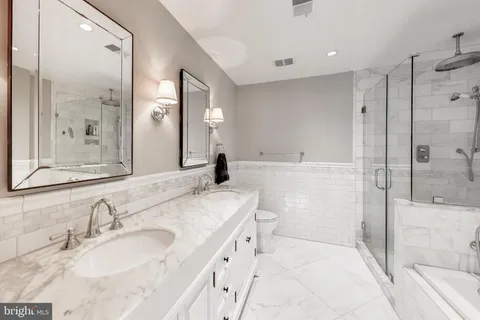 $1,400,000 | 3810 North Richmond Street, Arlington, VA 22207