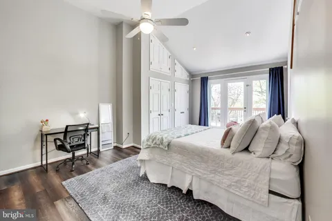 $1,400,000 | 3810 North Richmond Street, Arlington, VA 22207