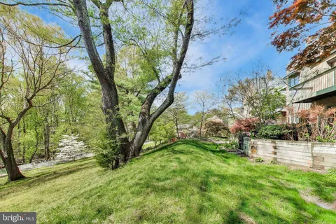 $1,400,000 | 3810 North Richmond Street, Arlington, VA 22207