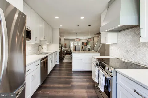 $1,400,000 | 3810 North Richmond Street, Arlington, VA 22207