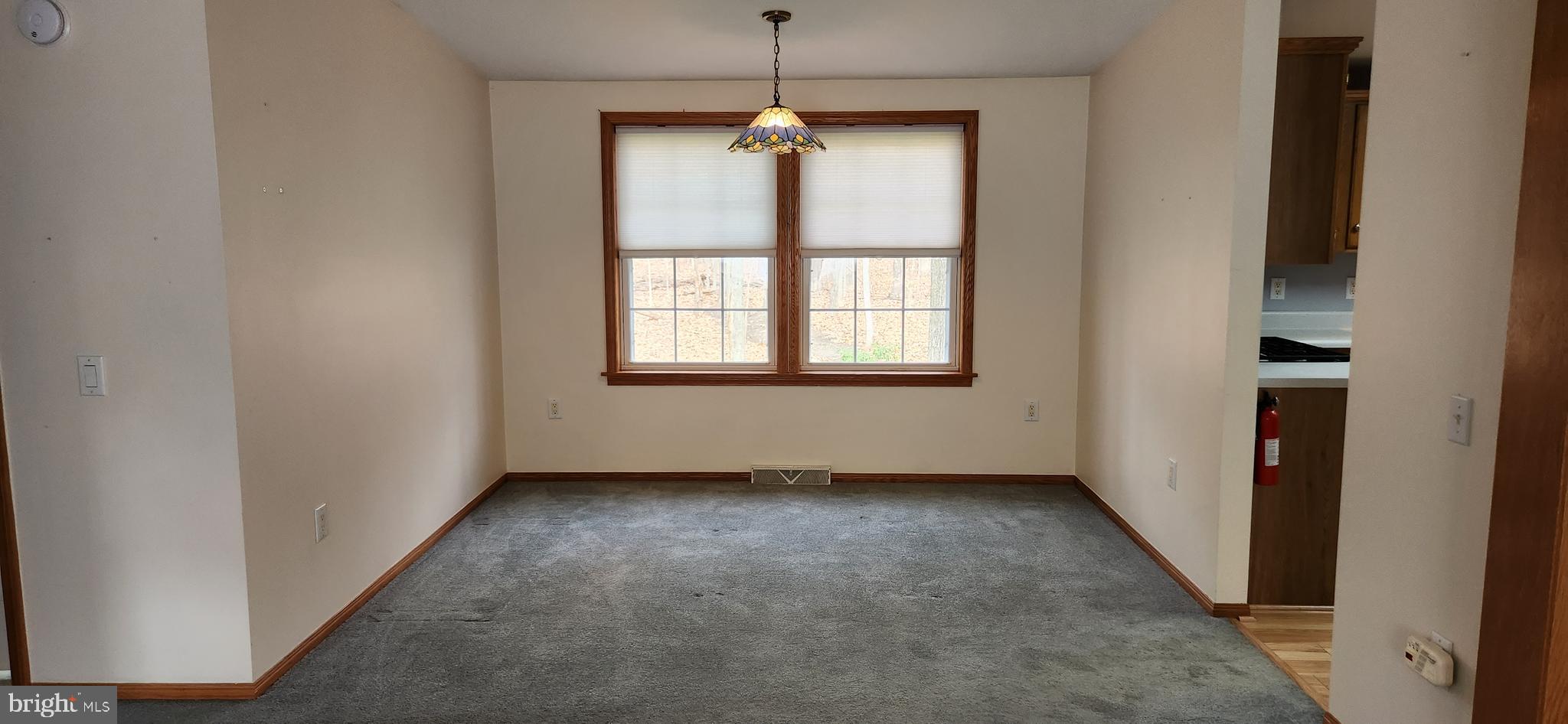 19 Edgewood Drive Cream Ridge, NJ 08514 - Photo 10 of 27 Dining Room