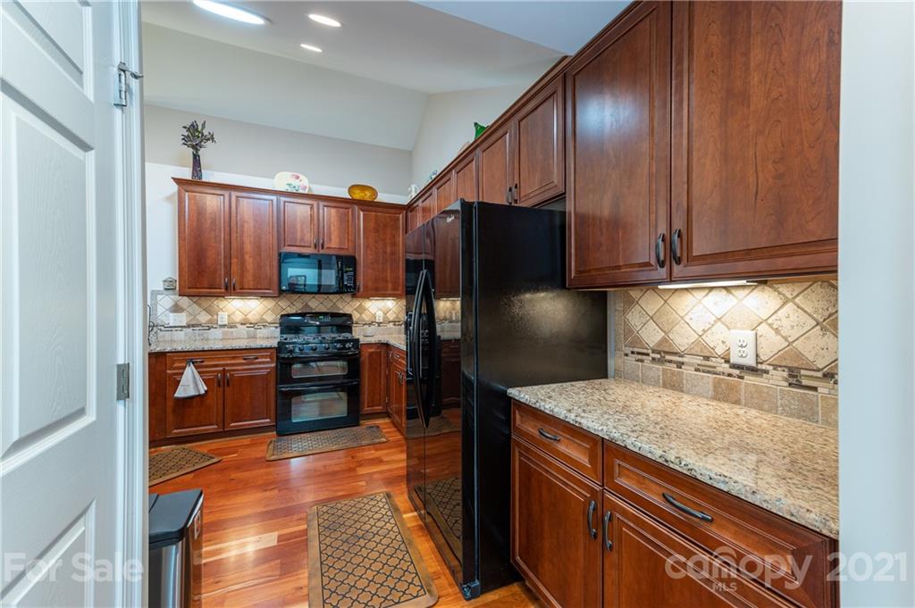 5207 Prosperity Ridge Road Charlotte, NC 28269 - Photo 14 of 34 Gallery Image 14