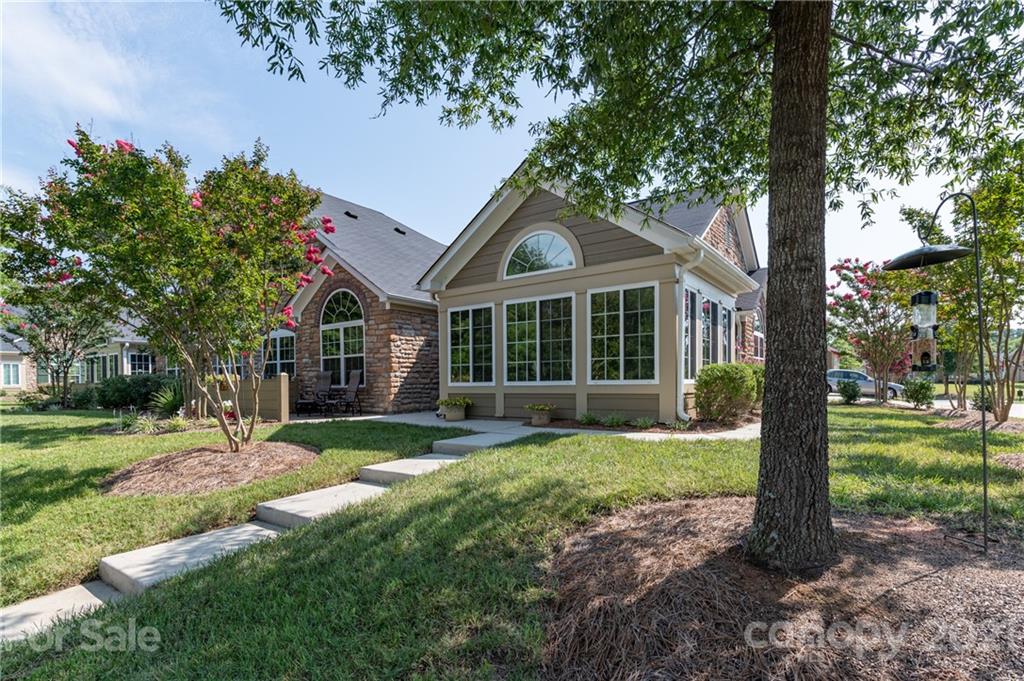 5207 Prosperity Ridge Road Charlotte, NC 28269 - Photo 3 of 34 Gallery Image 3