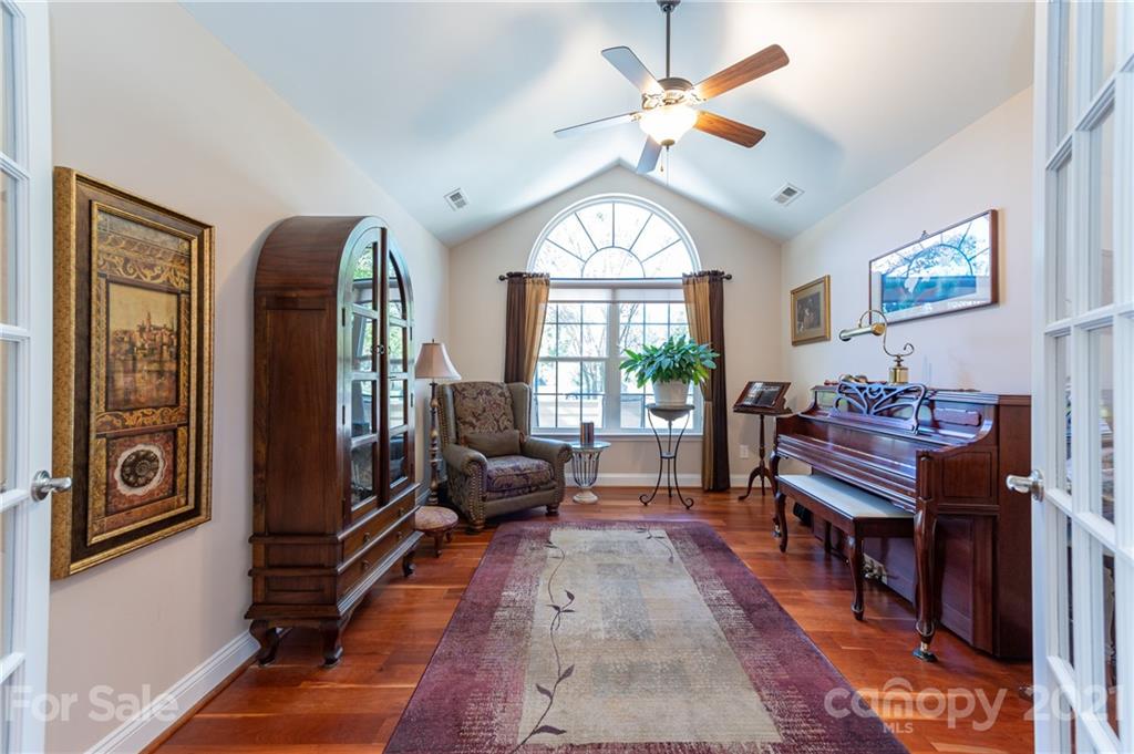 5207 Prosperity Ridge Road Charlotte, NC 28269 - Photo 23 of 34 Gallery Image 23