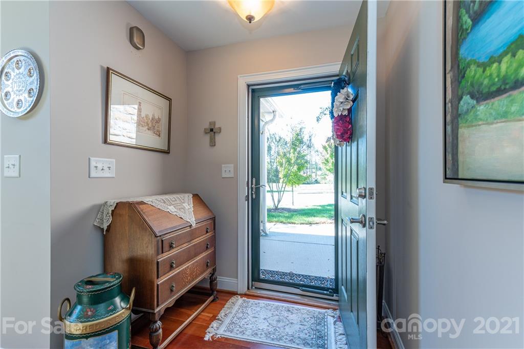 5207 Prosperity Ridge Road Charlotte, NC 28269 - Photo 7 of 34 Gallery Image 7