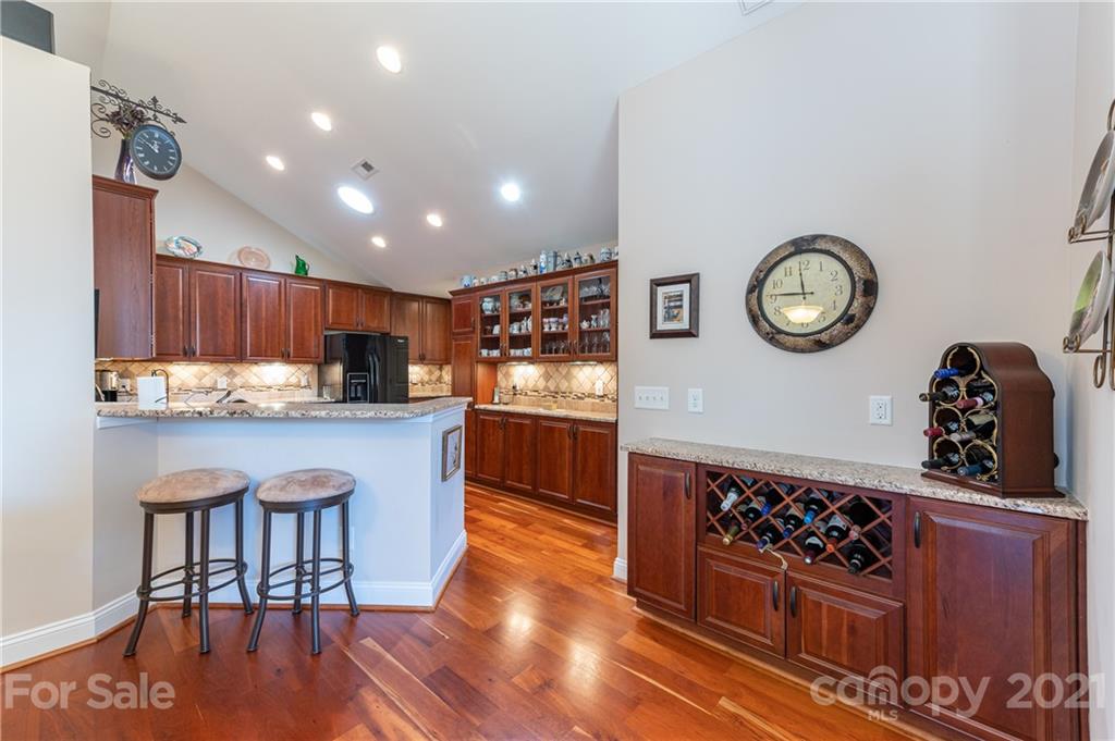 5207 Prosperity Ridge Road Charlotte, NC 28269 - Photo 10 of 34 Gallery Image 10