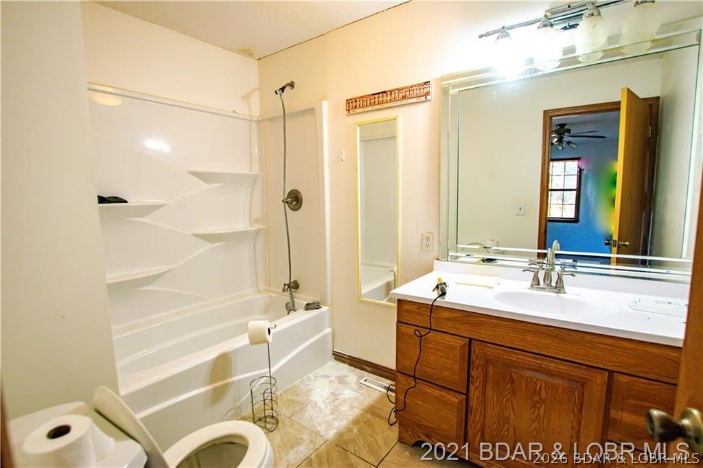 5851 Chapel Bluff Road Macks Creek, MO 65786 - Photo 6 of 19 Gallery Image 6