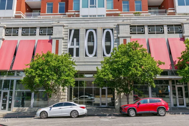 a car parked in front of a building