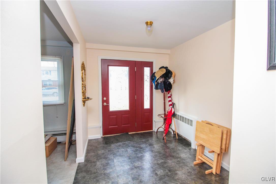 3036 Shakespeare Road Bethlehem, PA 18017 - Photo 5 of 37 Gallery Image 5