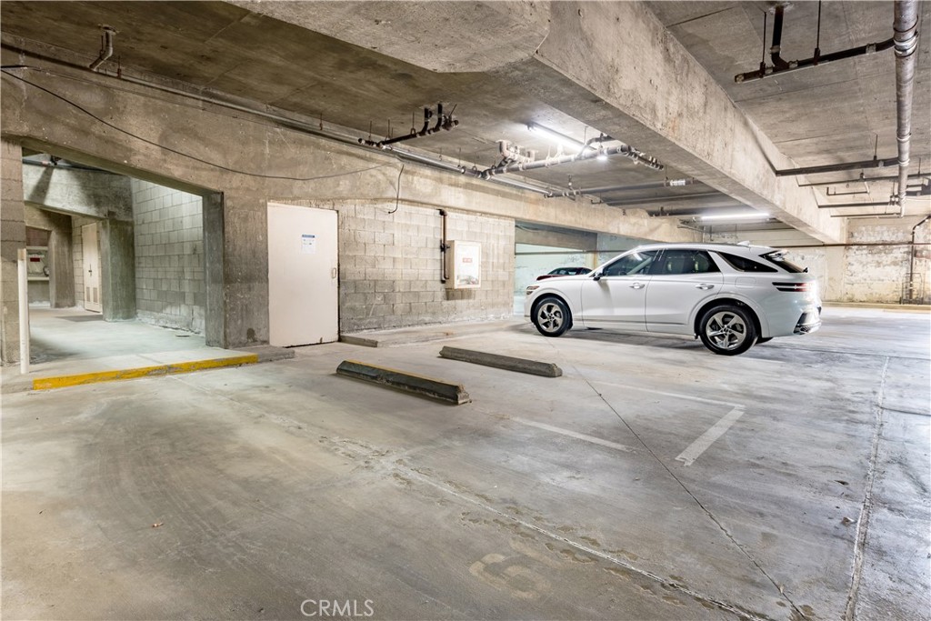 12300 Montecito Road, Unit 27 Seal Beach, CA 90740 - Photo 40 of 45 Side by Side parking spaces