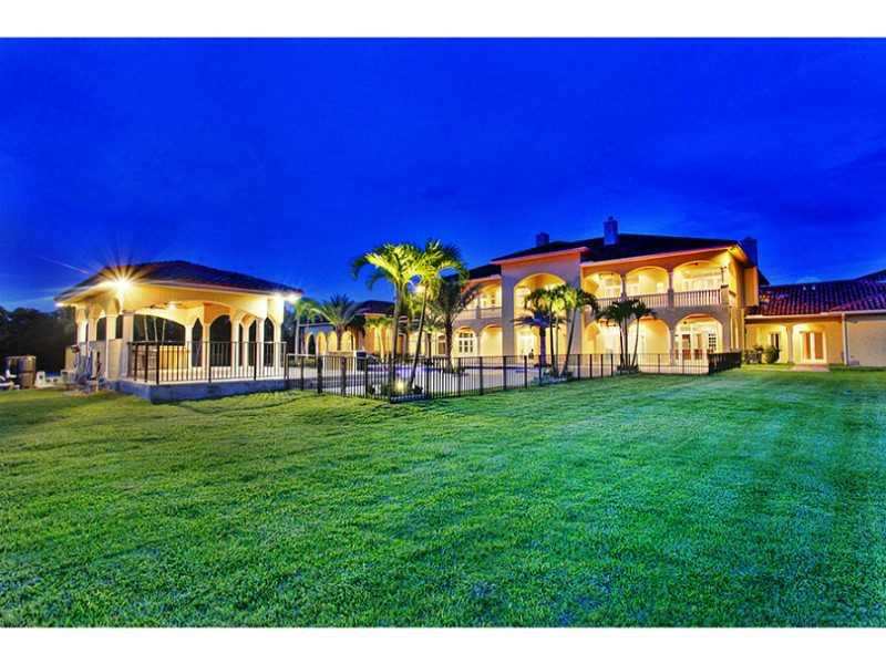 13607 Bella Ranch Lane Southwest Ranches, FL 33330 - Photo 19 of 19 a view of an house with backyard