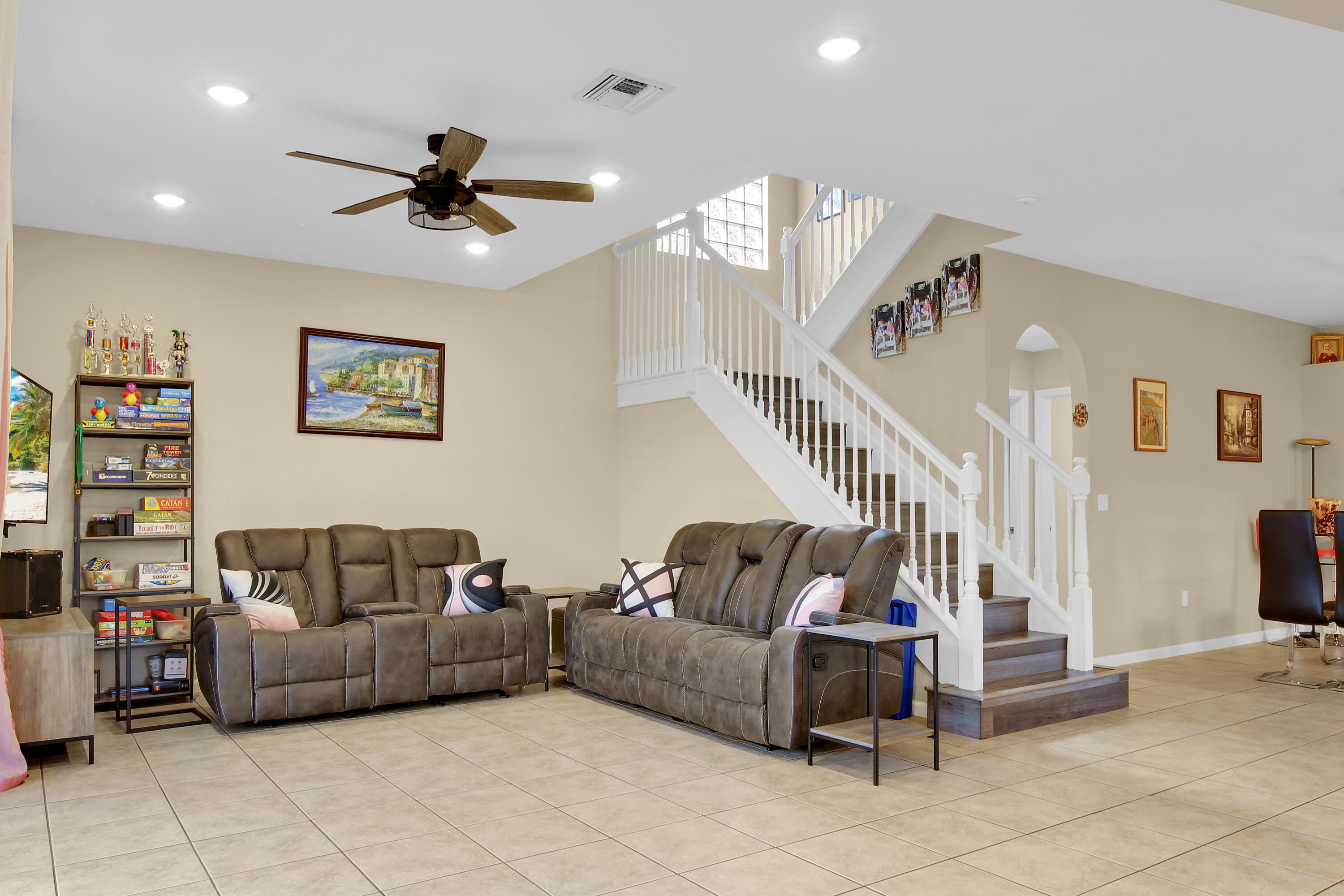 9022 Dupont Place Wellington, FL 33414 - Photo 16 of 44 Stairs