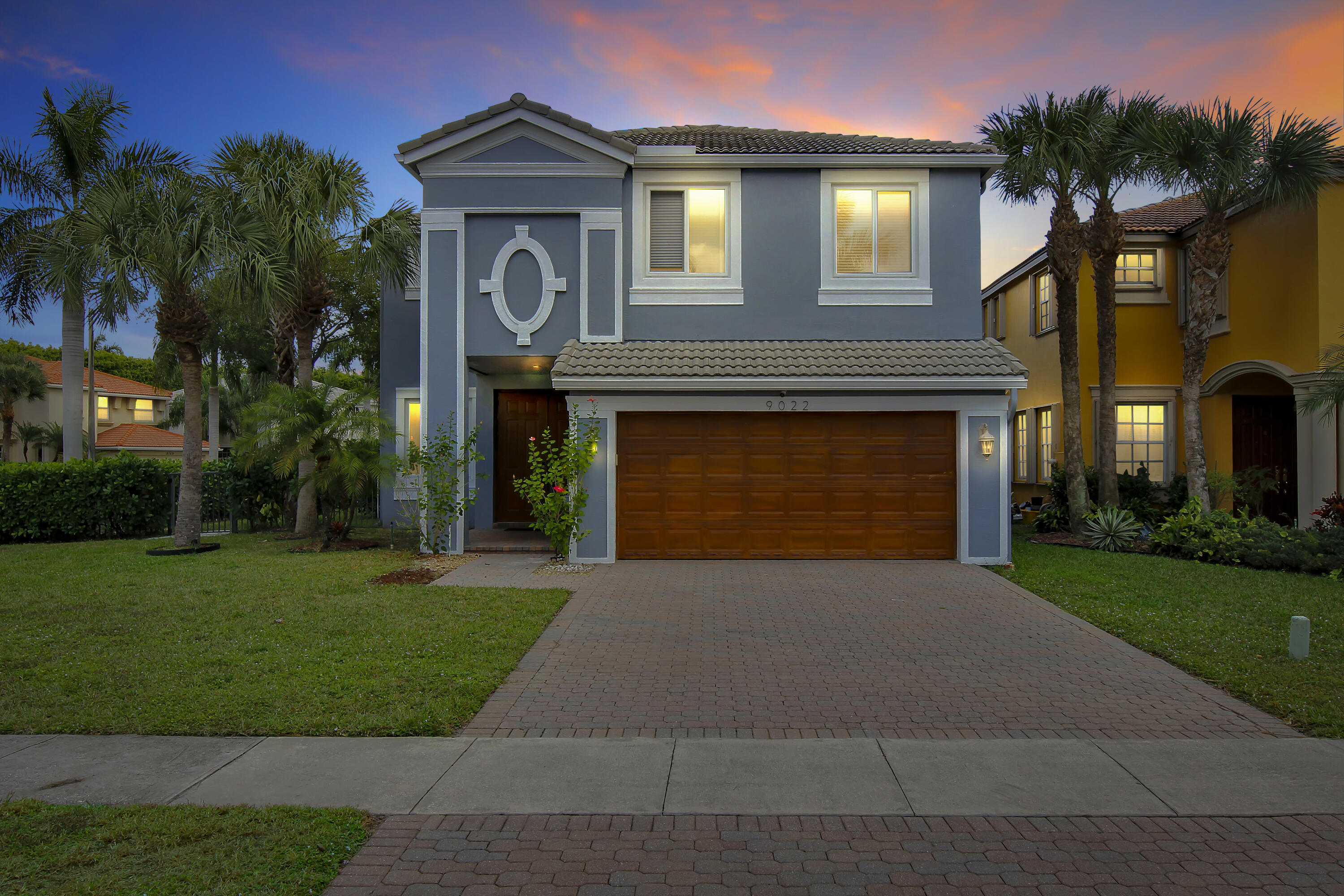 9022 Dupont Place Wellington, FL 33414 - Photo 44 of 44 At night