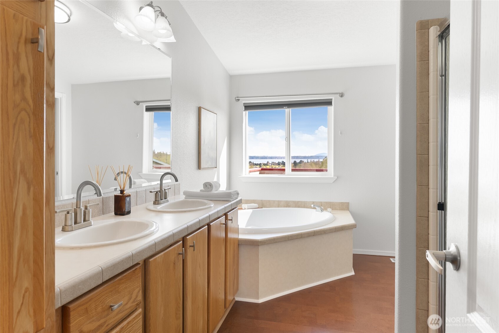 5511 Hillvue Road Blaine, WA 98230 - Photo 19 of 33