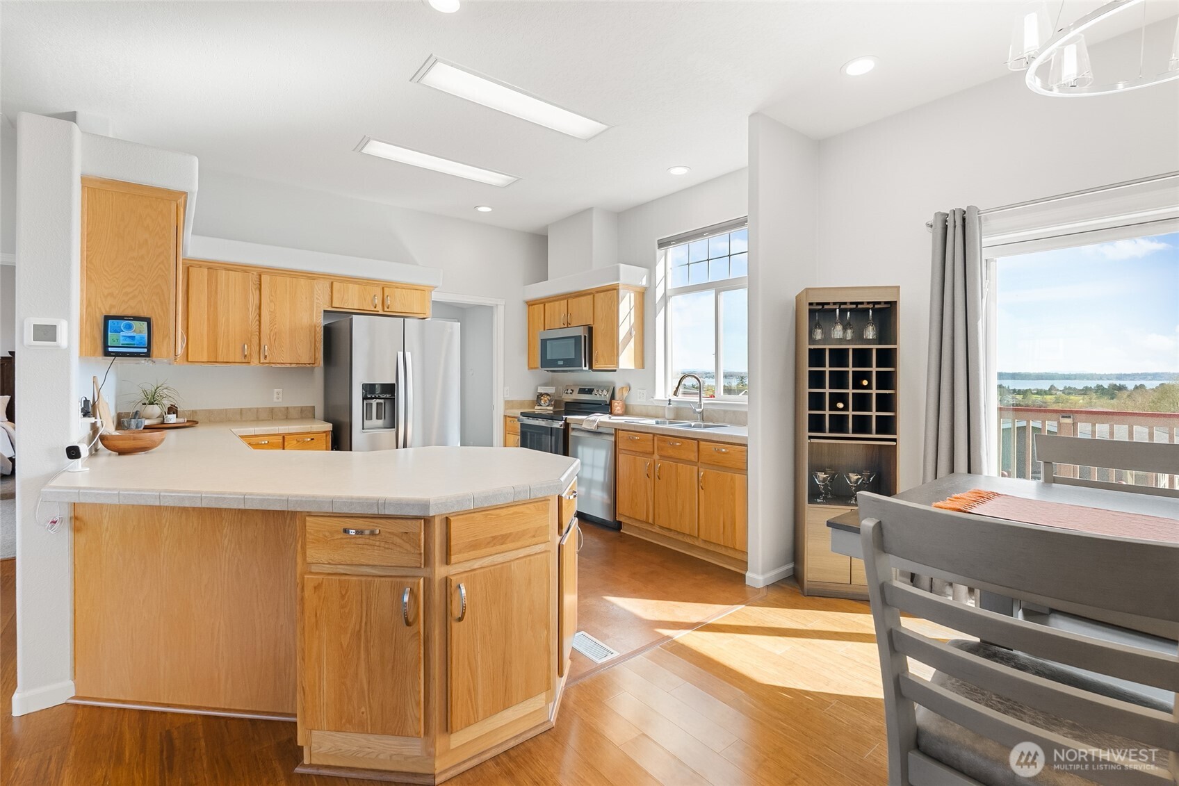 5511 Hillvue Road Blaine, WA 98230 - Photo 8 of 33