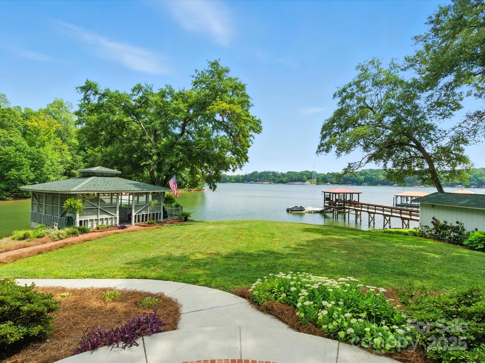 703 Island Point Road Mount Holly, NC 28120 - Photo 2 of 45 Gallery Image 2
