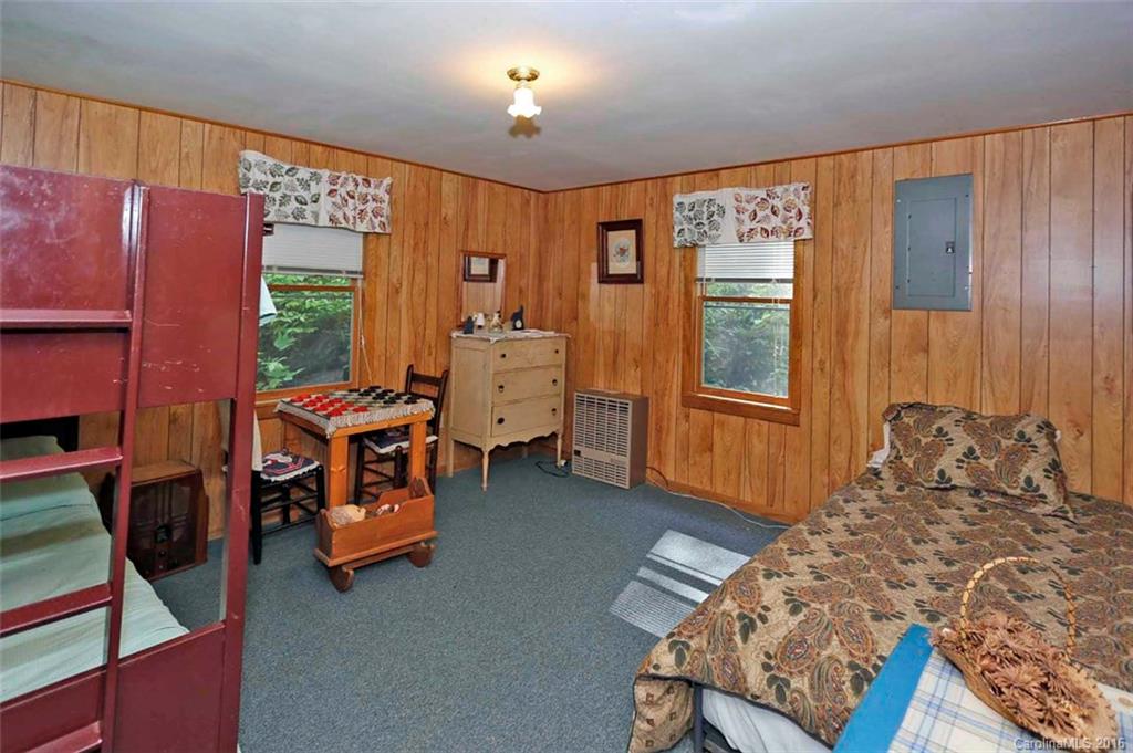 406 Sharp Mountain Road Canton, NC 28716 - Photo 15 of 21