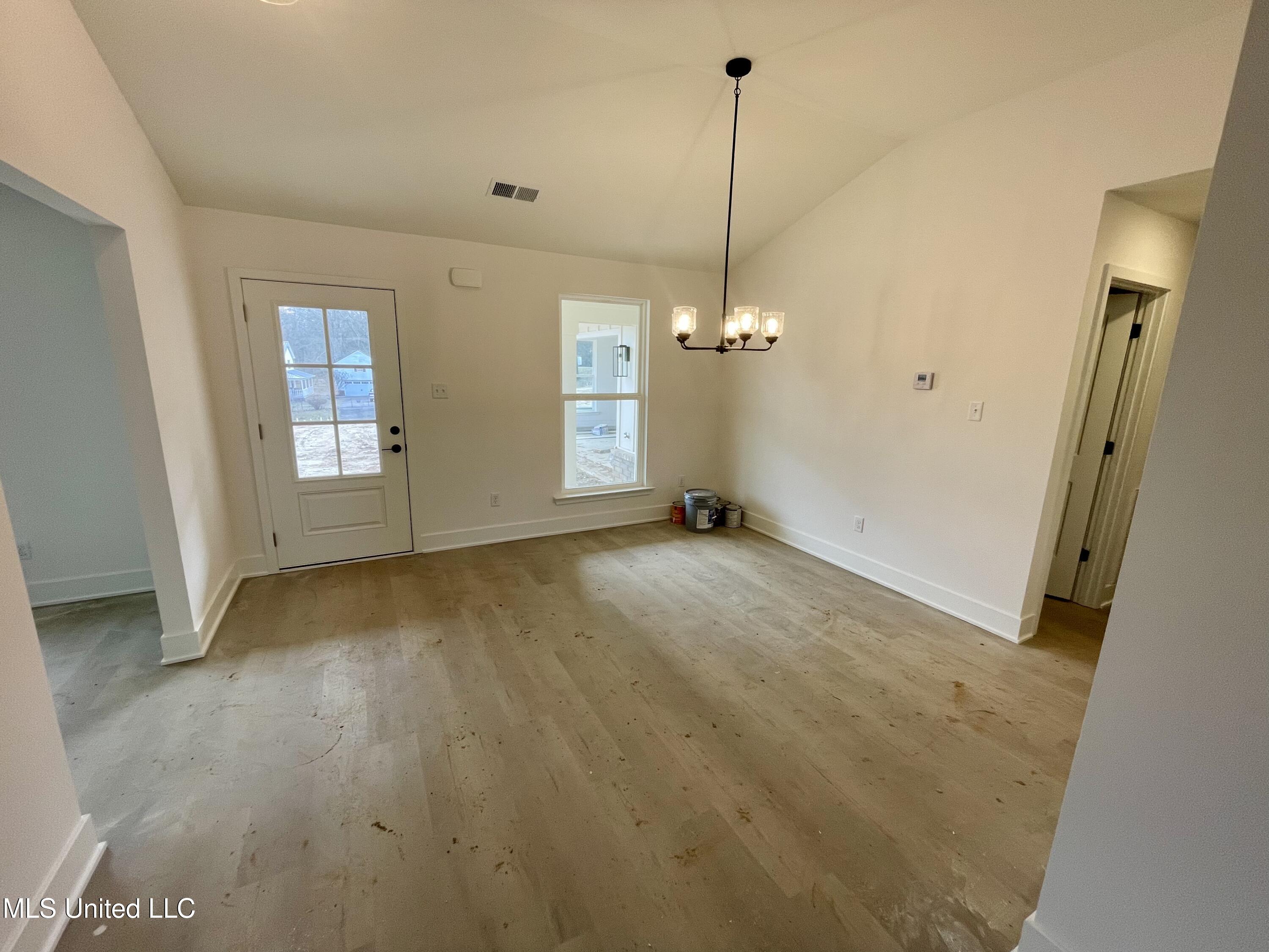 248 Farley Road Byhalia, MS 38611 - Photo 7 of 15 6E4E8C42-1418-4575-84BE-00FC84BAF512