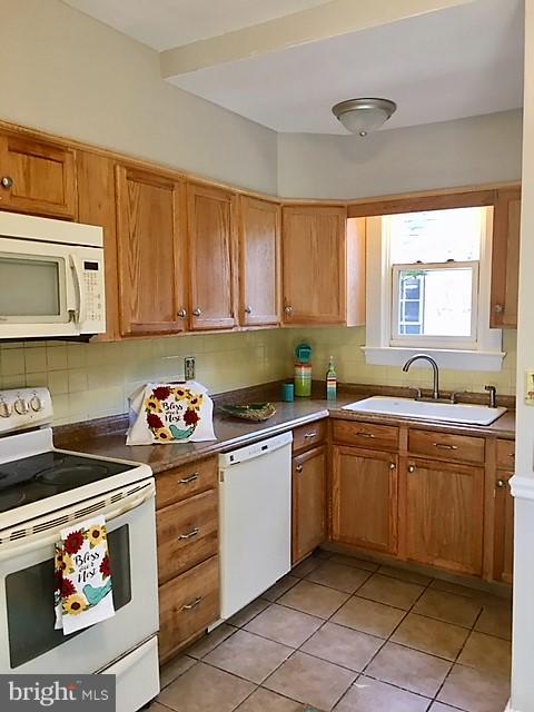 4402 Atwick Road Baltimore, MD 21210 - Photo 17 of 30 Kitchen